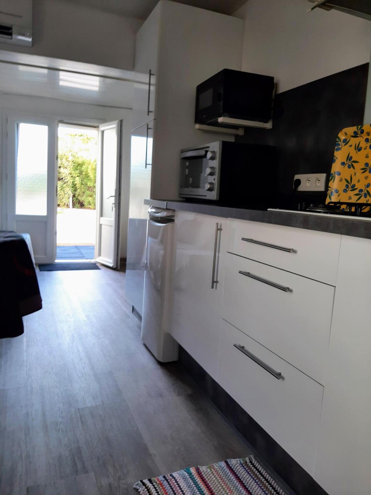 Appartement Meuble Bord De Mer Fos Sur Mer 포쉬르메르 외부 사진