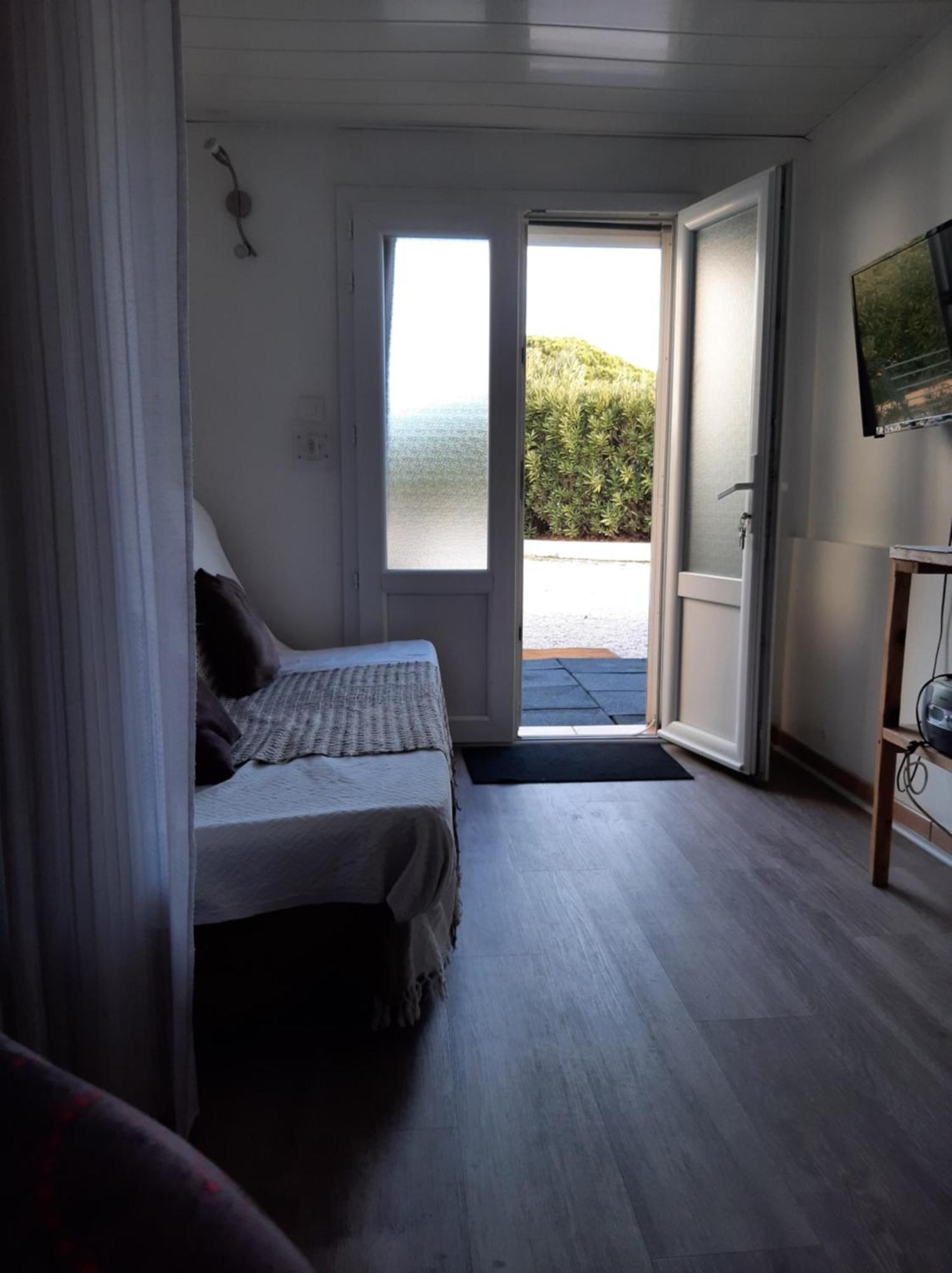 Appartement Meuble Bord De Mer Fos Sur Mer 포쉬르메르 외부 사진